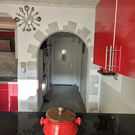 2 Zimmer Wohnung Mit Kueche Und Terrasse Оффенбург Экстерьер фото