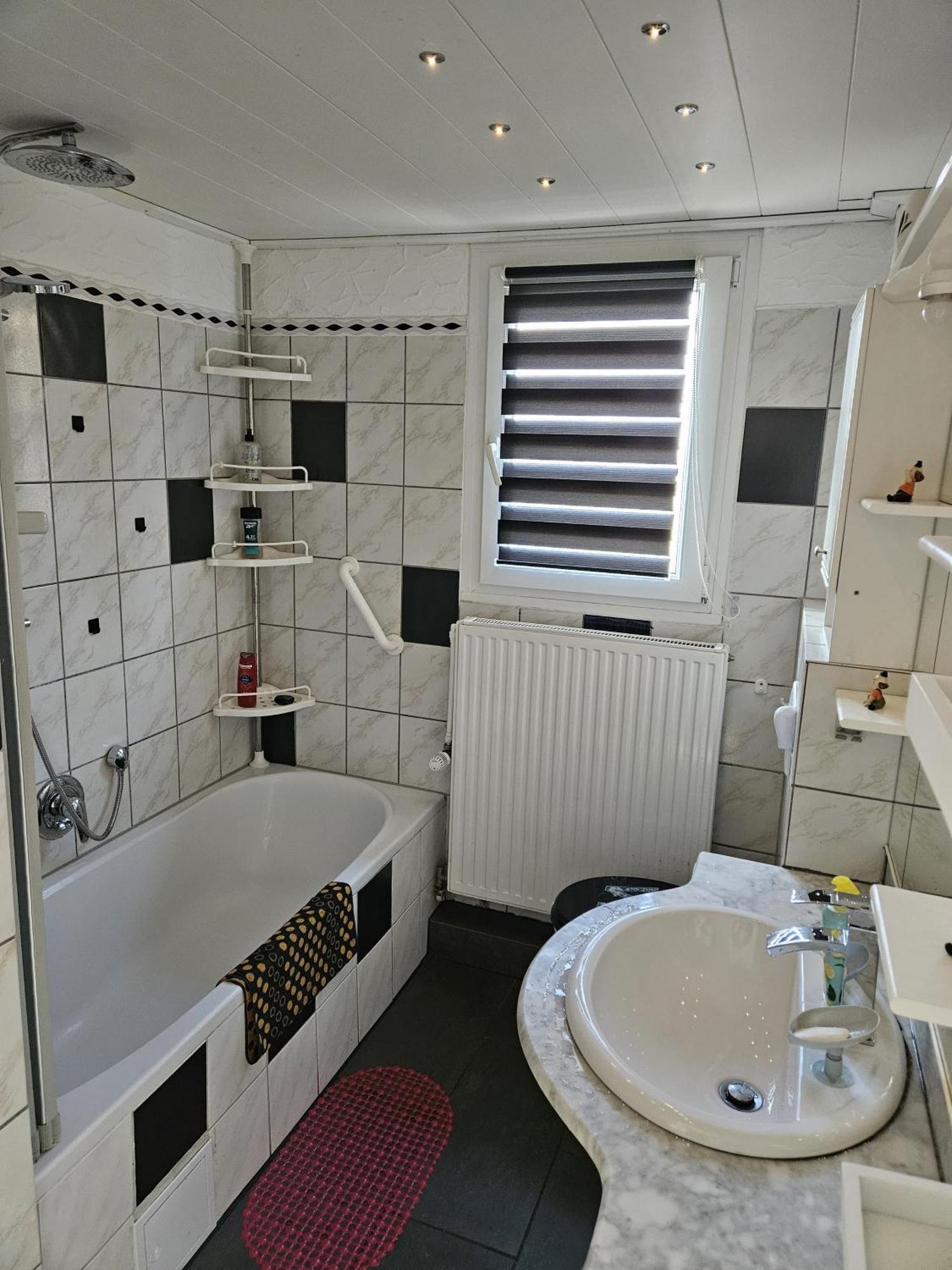 Apartment 2 Mit Kueche Und Terrasse